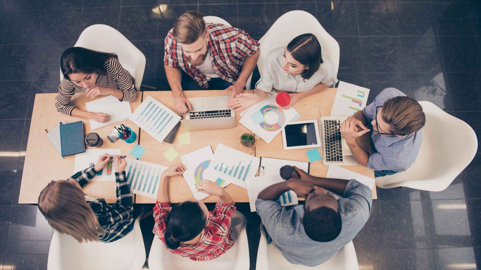 Servicios de consultoría y gestoría para startups