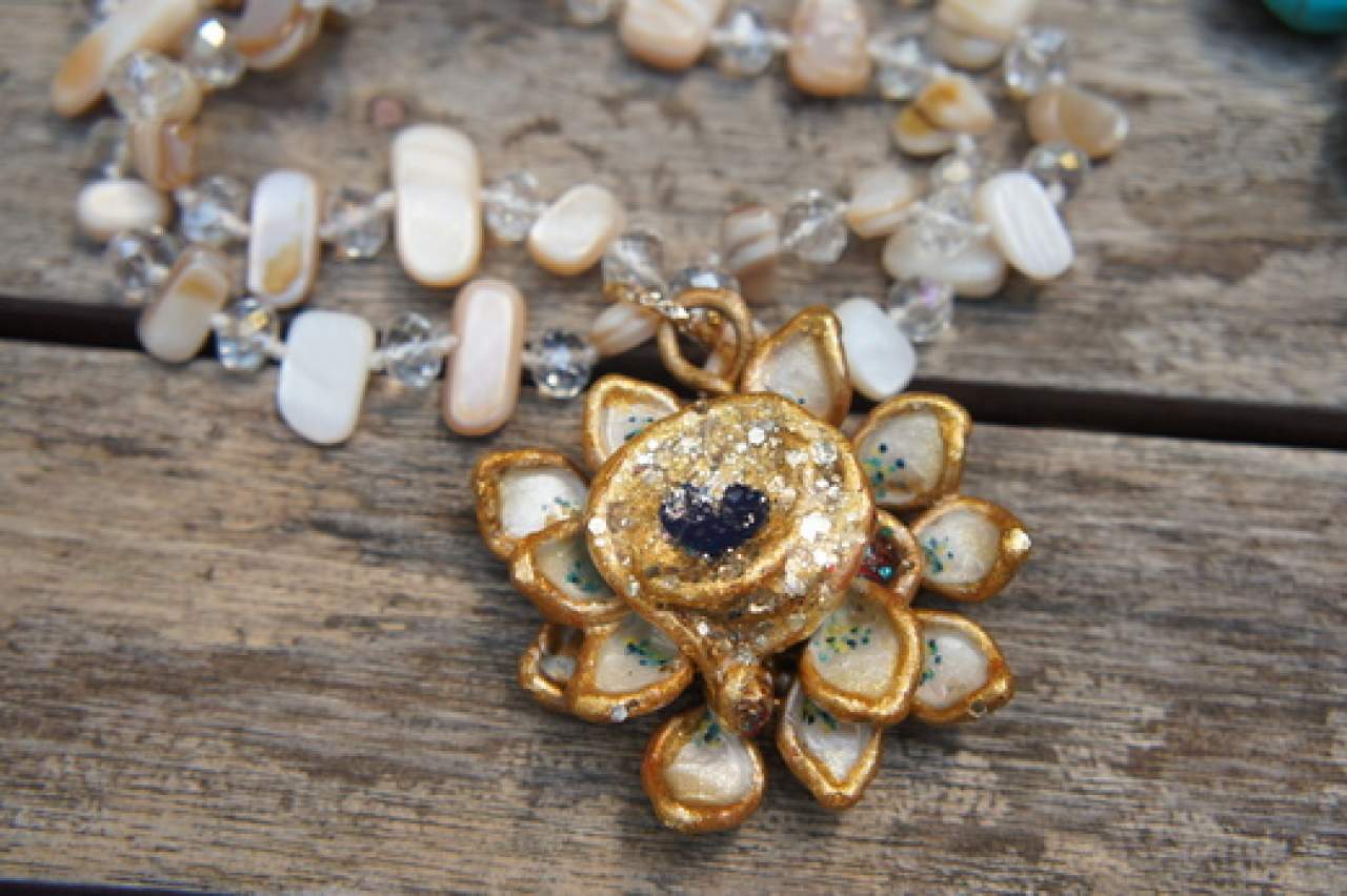 Regalar una joya artesanal para San Valentín: By Eme Joyas